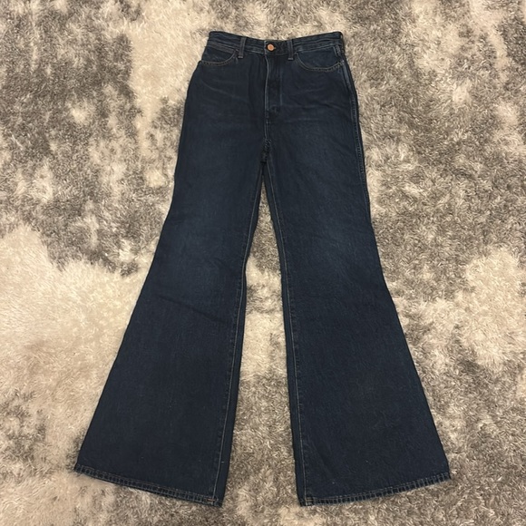 Wrangler Wander Jeans 26 X 32 | Stylish Women's Denim - Picture 5 of 7